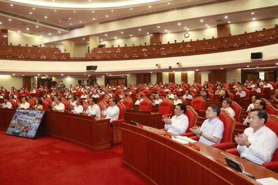 Tham nhũng, tiêu cực nhất định sẽ bị ngăn chặn, đẩy lùi