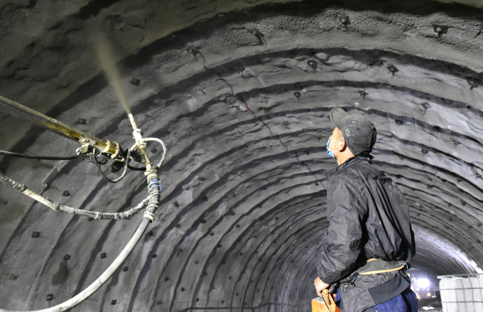 Người Việt làm chủ công nghệ xây hầm đường bộ - VnExpress