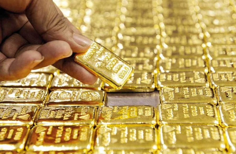 Giá vàng hôm nay ngày 21/2/2023: Vàng trong nước bất ngờ quay đầu tăng
