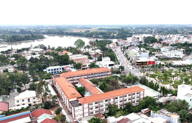 Những ‘con đường tơ lụa’ tạo đòn bẩy đưa Tân Uyên lên thành phố trực thuộc tỉnh Bình Dương ảnh 7