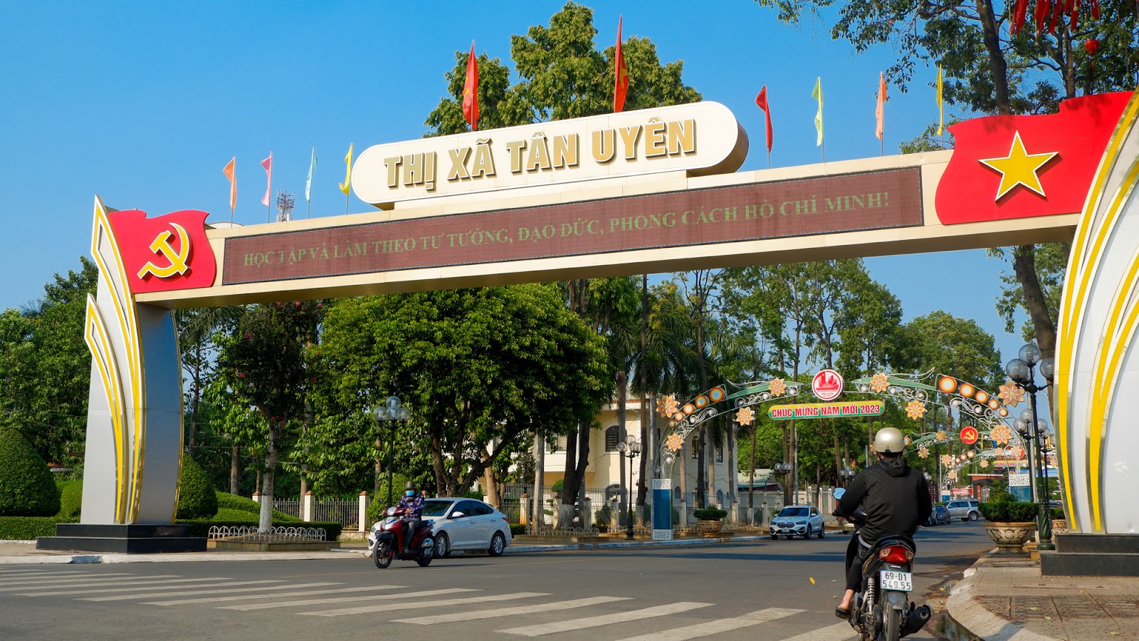 Toàn cảnh thị xã đông dân nhất Việt Nam sắp lên thành phố
