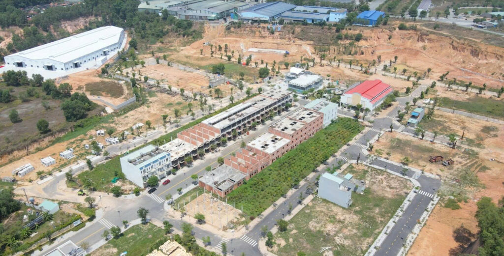 Các dự án Bất động sản đang tăng tốc xây dựng để hoàn tiện hạ tầng đón đầu làn sóng phục hồi trong chu kỳ mới. Ảnh dự án Green Valley City - Tp.HCM